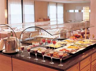 Alanda Hoteles