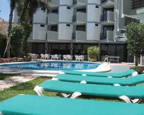 Hotel Roc Lago Rojo